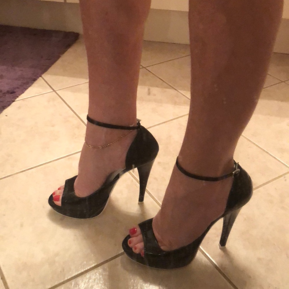 ALDO black patent leather peep toe heels pumps